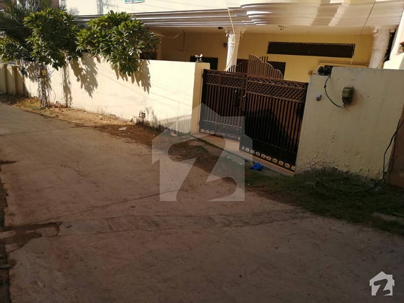 Peshawar Road Lane 7 10 Marla Single Story Old House For Sale Peshawar