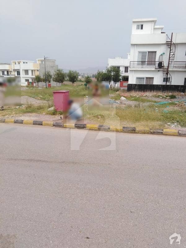 1 Kanal Plot For Sale In Very Reasonable Price 100 Confirmed Solid Land