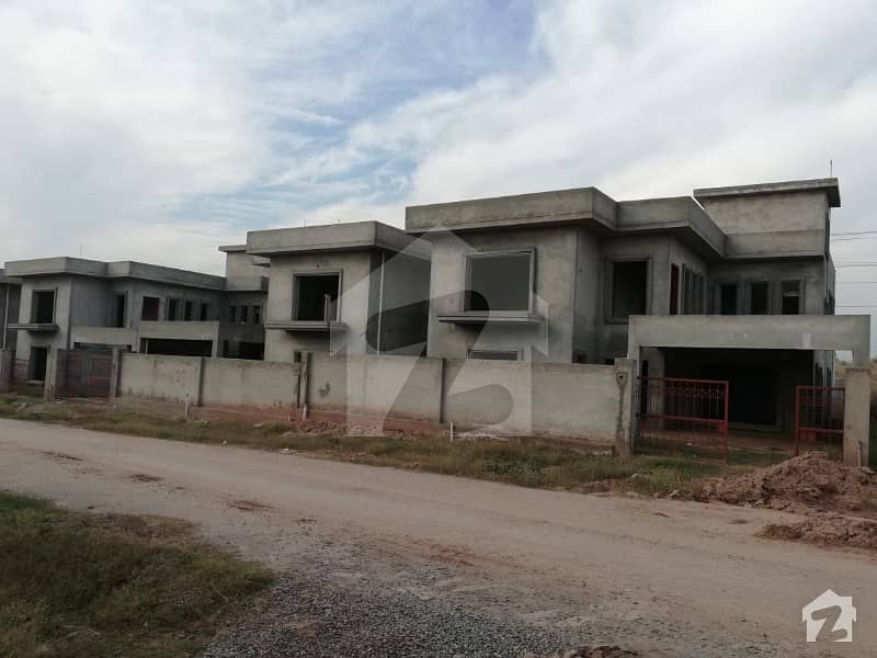 Pha Kuri Road 8 Marla Structure House Available For Sale PHAF Officers