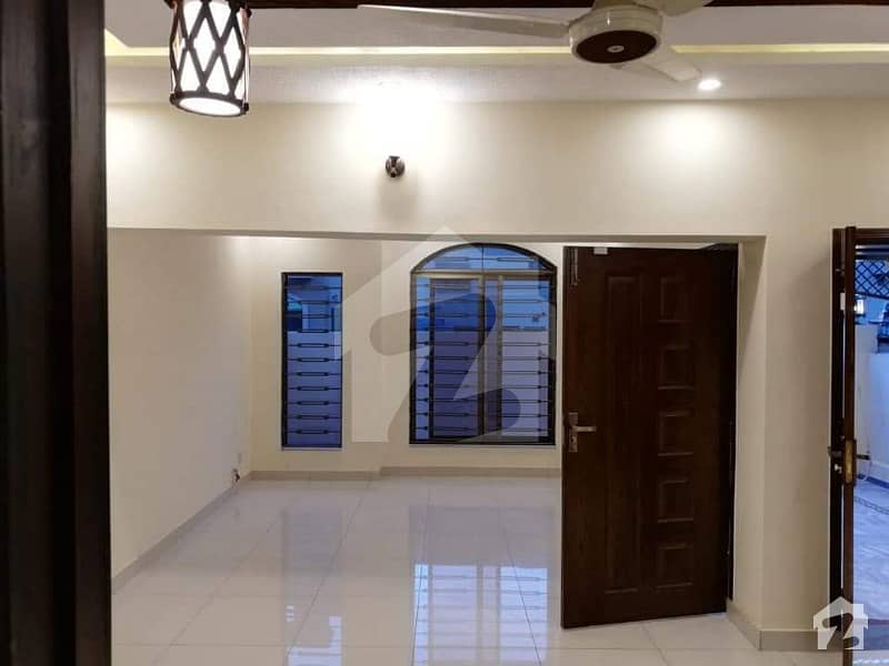 G13 Islamabad 25x40 Full House For Rent 5 Bedroom Attach Washroom G13