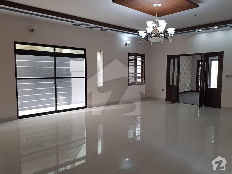 BRAND NEW 400 SQUARE YARDS SINGLE STOREYED BUNGALOW FOR SALE Gulshane