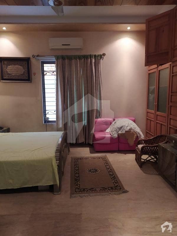 10 Marla Used House For Sale Wapda Town Phase 1 Block K2, Wapda Town