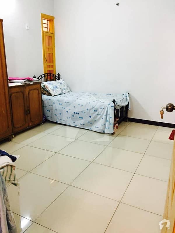 240 Sq Yard Portion For Rent In Johar Vip Block 15 GulistaneJauhar