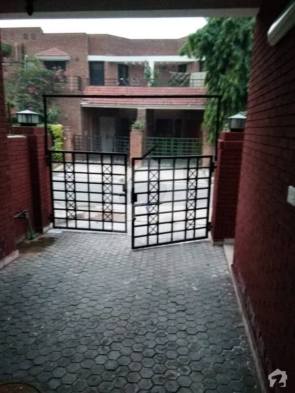 5 Marla House For Sale In P Block Excellent Location In Valencia Town