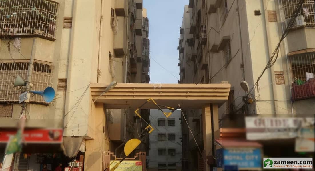 1400 Sq Ft 3rd Floor Apartment In Haroon Royal City Block 17 Gulistan E