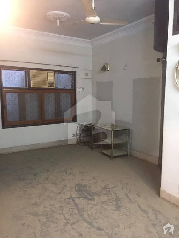 Apartment Available For Rent Mehmoodabad, Karachi ID20853377
