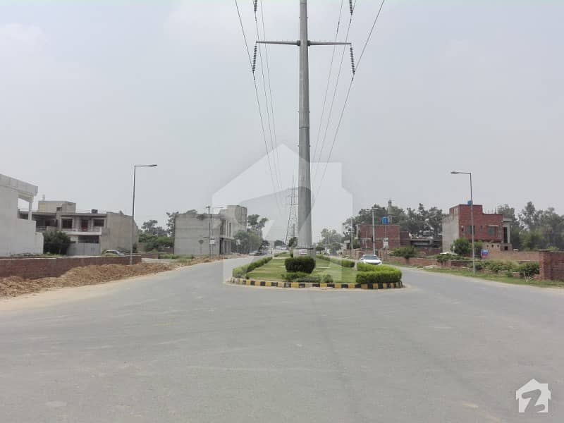 132 Marla Commercial House Is Available For Sale In Ibrahim Villas