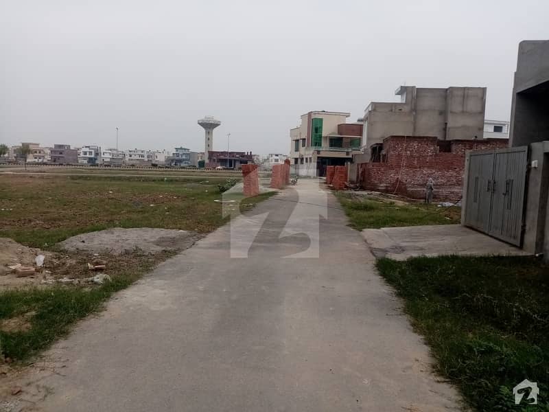 House Is Available For Sale Garden Town, Gujranwala ID21010032