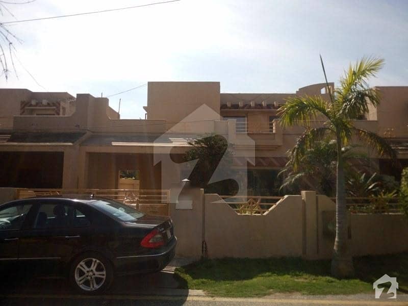 ایڈن ایونیو ایکسٹینشن لاہور میں 4 کمروں کا 12 مرلہ مکان 55 ہزار میں