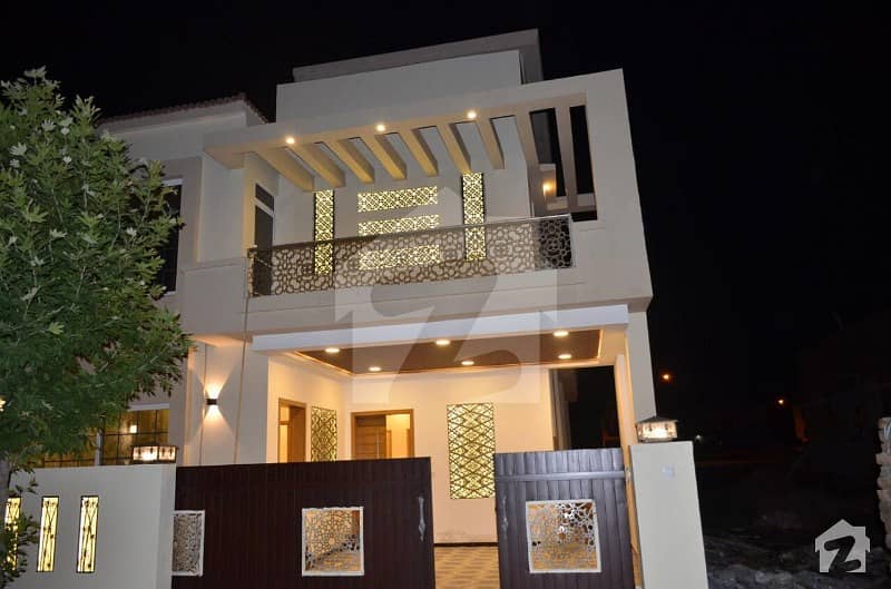 10 Marla Stunning House Available For Sale In Bahria Enclave Bahria