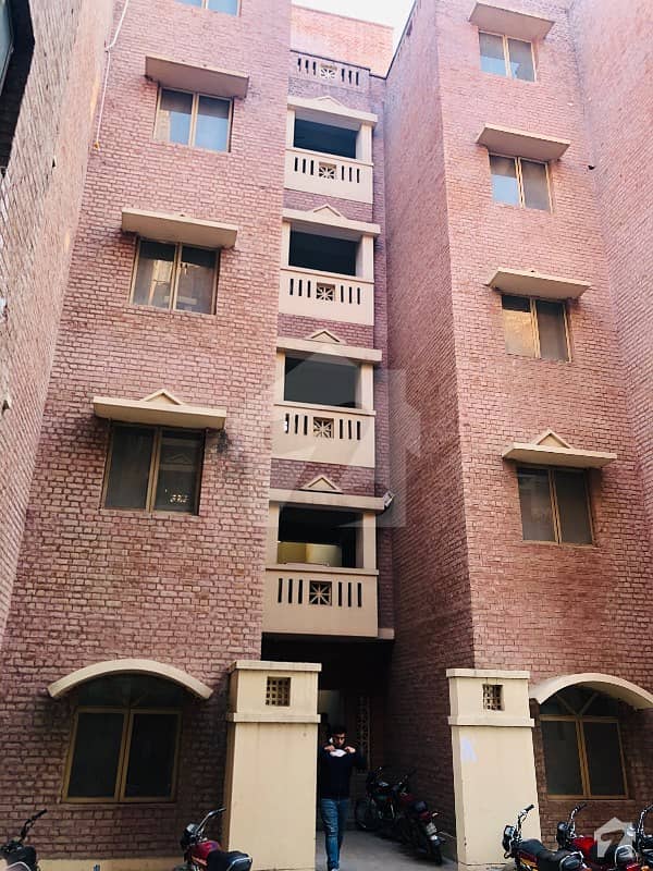 2 Bed Apartment No 6 Block D2 On 1st Floor Wafaqi Colony Johar Town