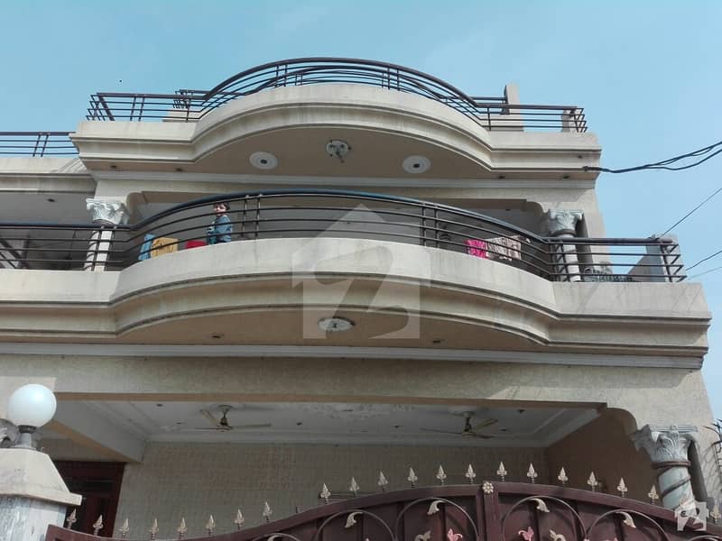 Triple Storey House Is Available For Sale Mustafa Town, Lahore