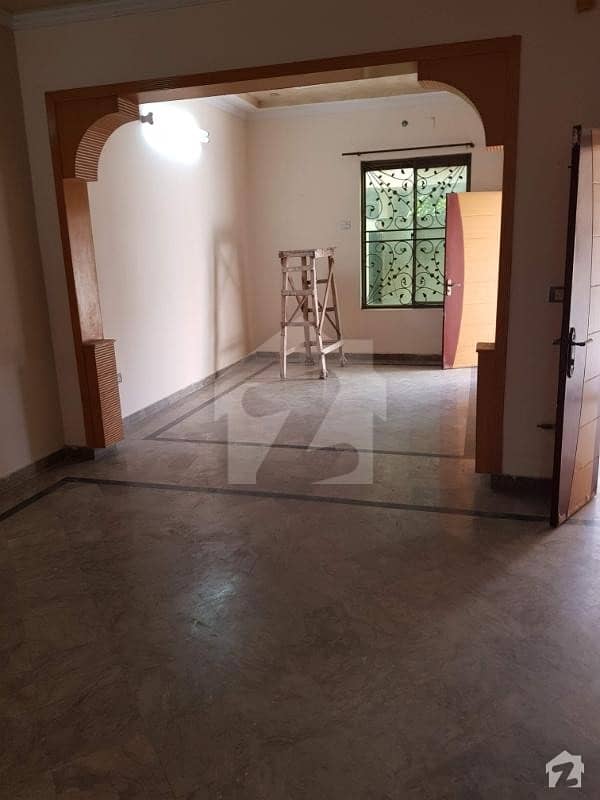 1 Kanal Upper Portion 3 Bedroom New type Available For Rent Johar Town