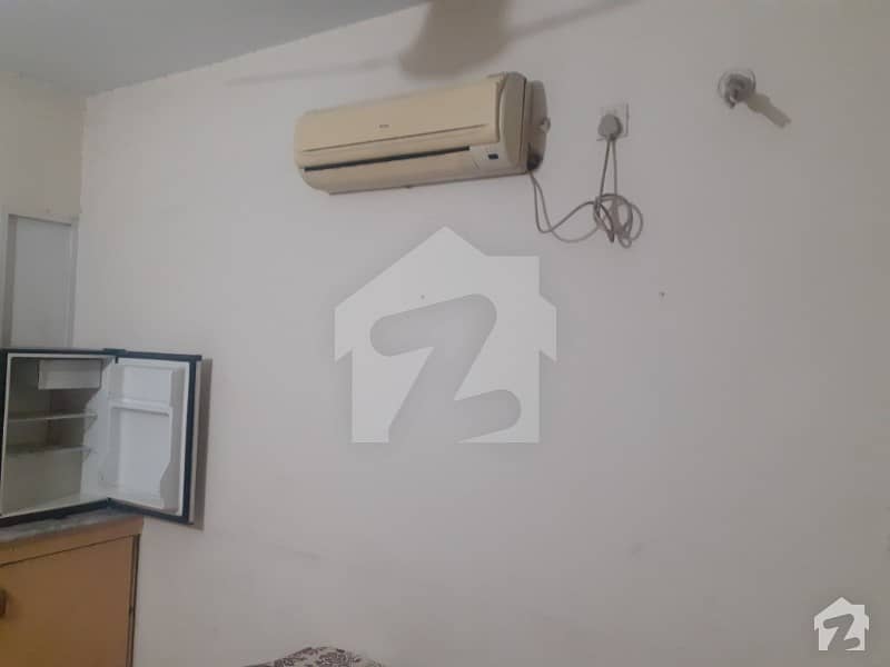 Gulberg Furnished Studio Apartment For Rent Main Market Gulberg 2