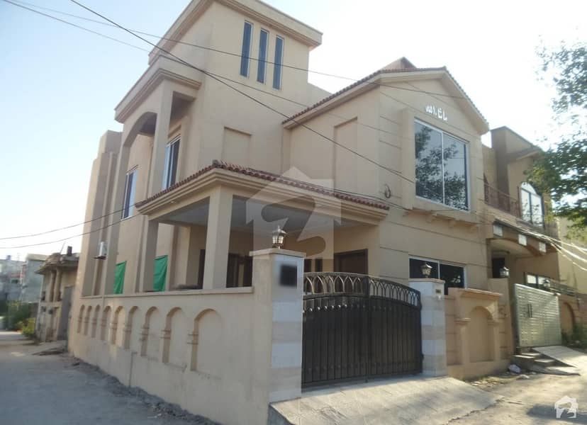 A Beautifully Built House At Good Location New Lalazar, Rawalpindi