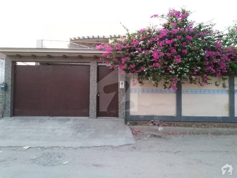 A Beautifully Built House At Good Location Garden Town, Multan