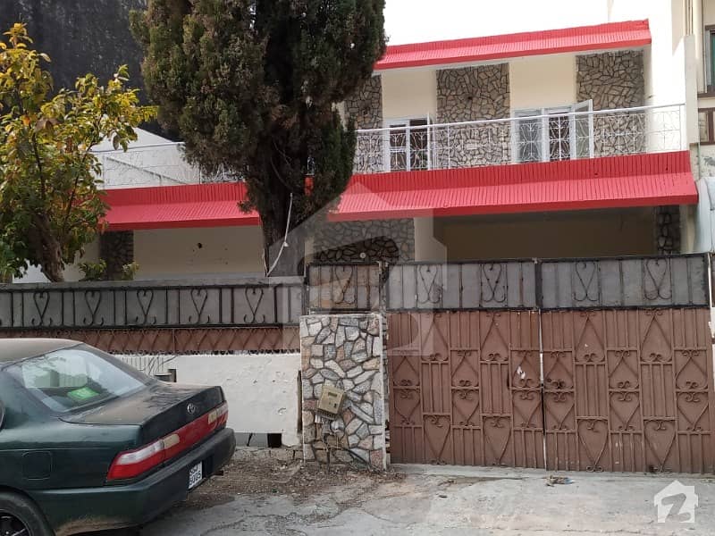 G,8,2_30*70, OLD HOUSE 4 BED 3 BATH DD TVL G8/2, G8, Islamabad ID21698990