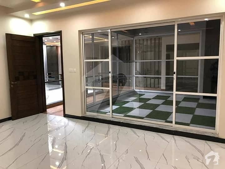 House For Sale In Ayesha Block Abdullah Garden Canal Road Faisalabad