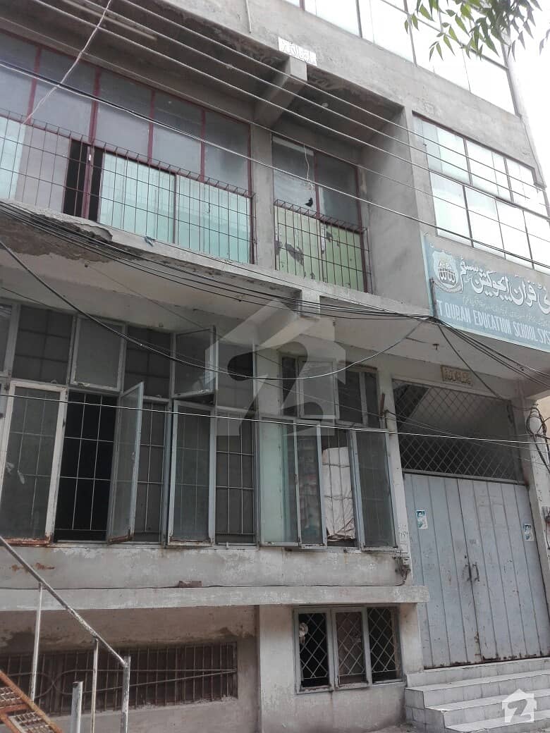 Ideal Location Double Storey House For Sale Batala Colony, Peoples