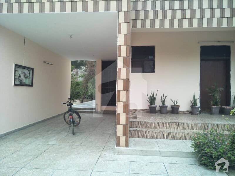 1 Kanal Upper Portion For Rent Neat And Clean At Azam Garden Haseeb