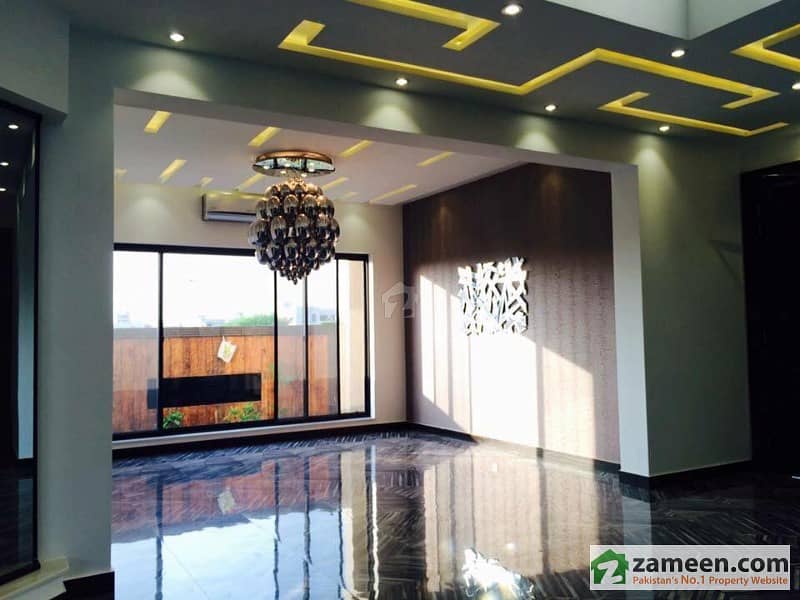 Gulberg Penthouse In High Profile Brand New Building For Rent Gulberg 3, Gulberg, Lahore