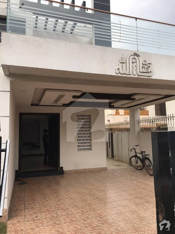 Near Park Standard 10 Marla House For Sale At Prime Location Of Dha