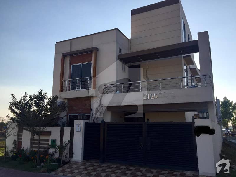 10 Marla House For Sale In Johar Block Sector E Bahria Town Lahore