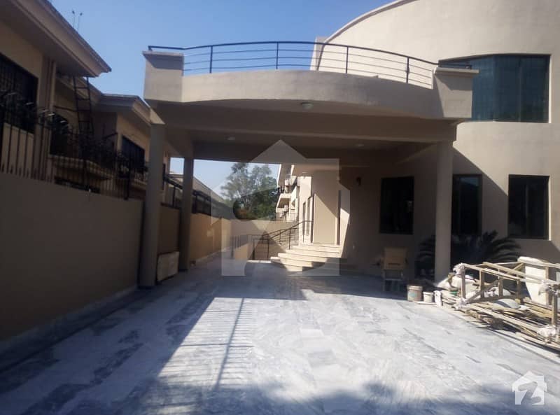 Like Brand New Luxury House with Basement For Rent in F7 F7/1, F7
