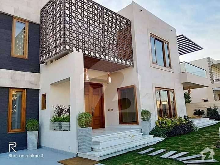 Independent Town House For Commercial Use For Rent PECHS Block 6, PECHS