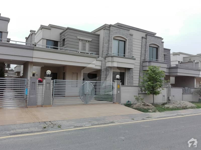 House Is Available For Sale Dream Gardens Phase 1 Block A, Dream