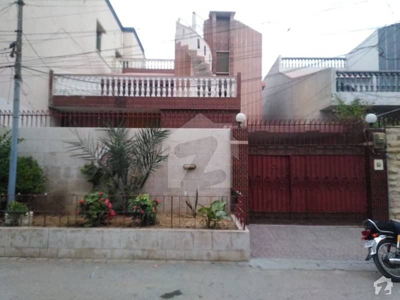 Single Story House Is Available For Sale GulshaneIqbal Block 13D2