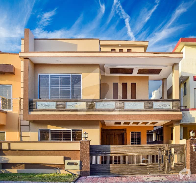 10 Marla Brand New House For Sale In Bahria Town Phase 5 Rawalpindi