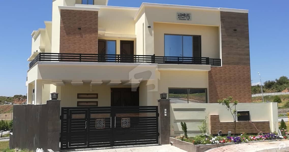 Brand New 3 Storey House For Sale In Bahria Town Phase 8 Bahria Hamlet