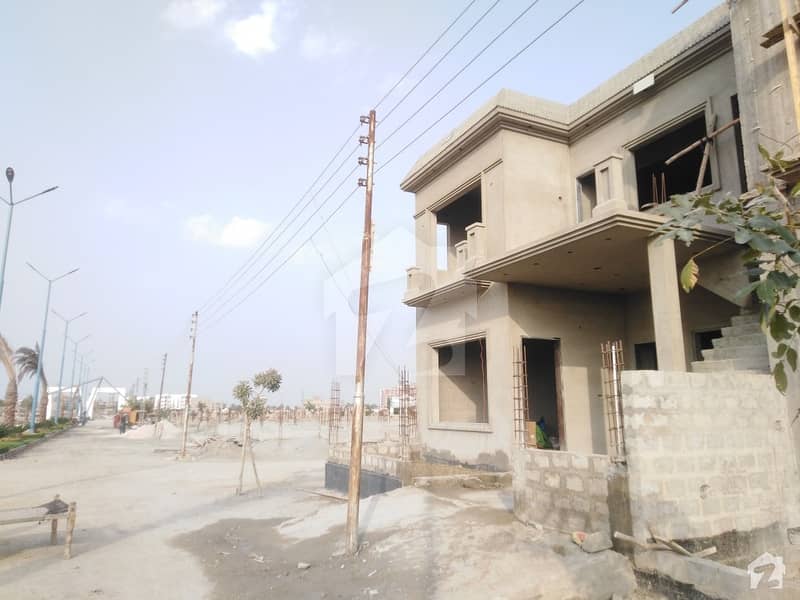 200 Yard Bungalow Available For Sale Sukkur Bypass, Sukkur ID22667564