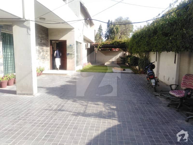 30 Marla Double Storey Semi Commercial House For Rent In Gulberg 3