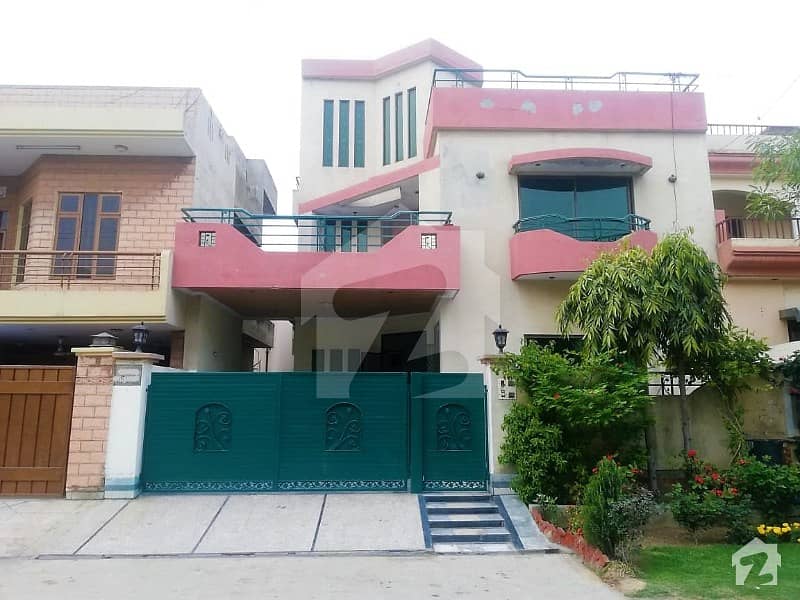10 Marla Used House For Sale Wapda Town, Lahore ID22706825