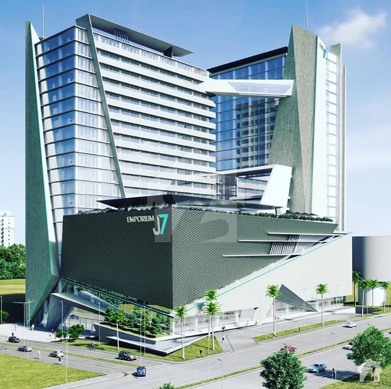 Extra Heighted Shop For Sale Emporium Mall MPCHS Multi Gardens, B17