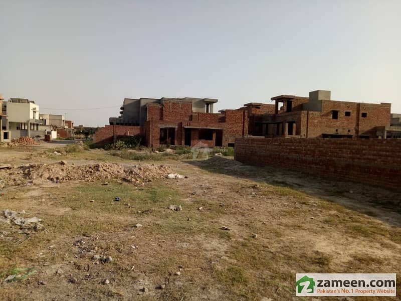 Corner Hot Location 12 Marla 80 Sqft Plot For Sale Divine Gardens