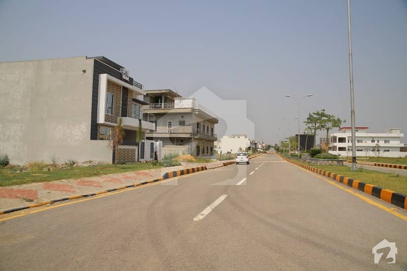 Excellent Ready To Move F17 Islamabad House For Sale Direct From Owner