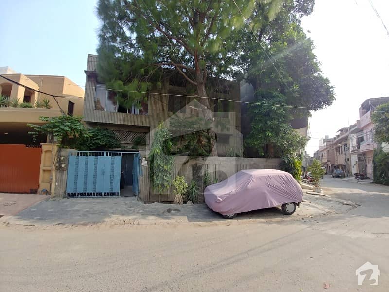 12 Marlas Corner House For Sale In Umar Colony Infantry Road Lahore