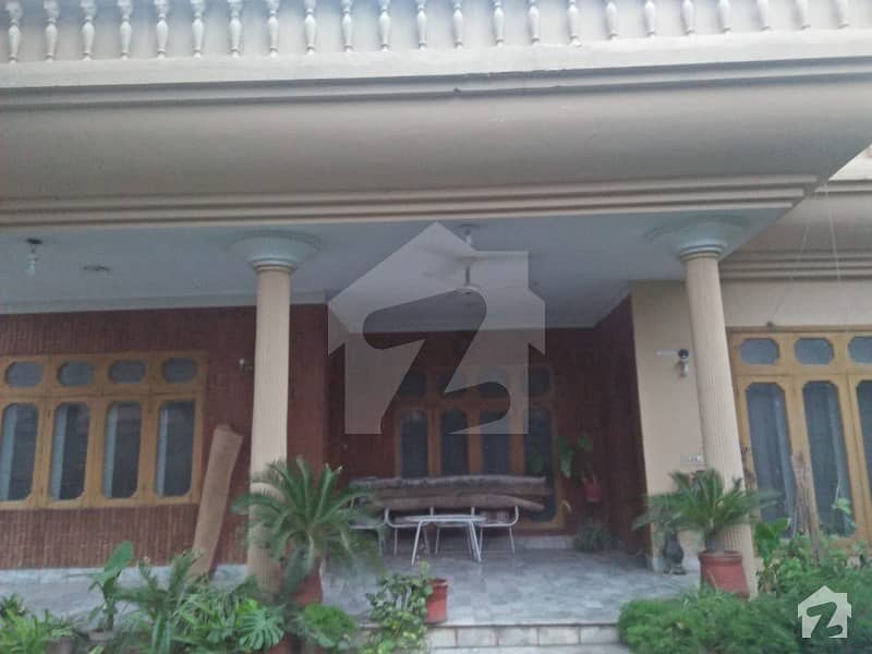 Best Location In Hayatabad Peshawar J1 Sector Complete House For Rent