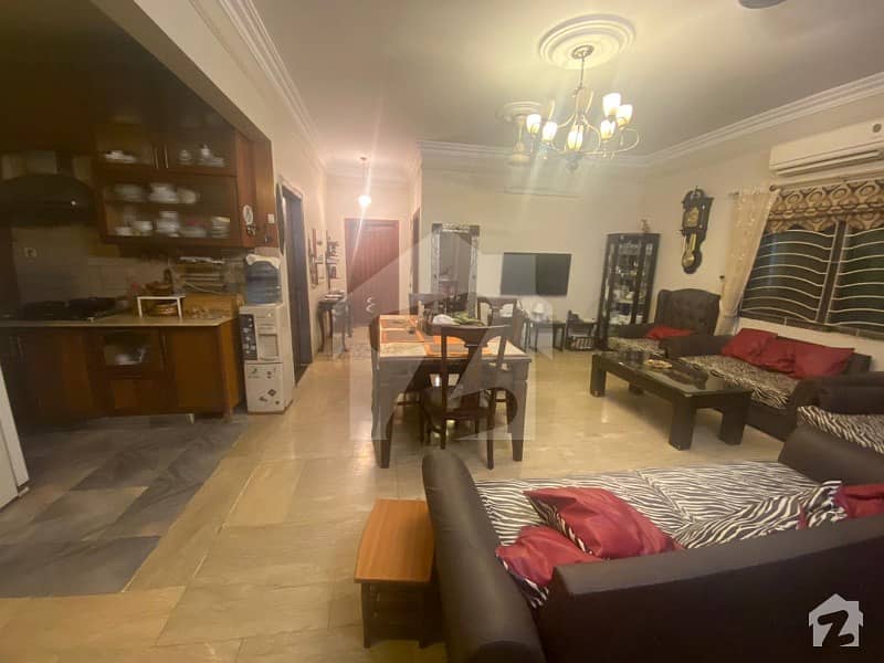 Beautiful Townhouse Available For Sale Clifton Block 5, Clifton