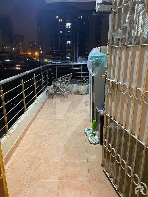 Beautiful Townhouse Available For Sale Clifton Block 5, Clifton