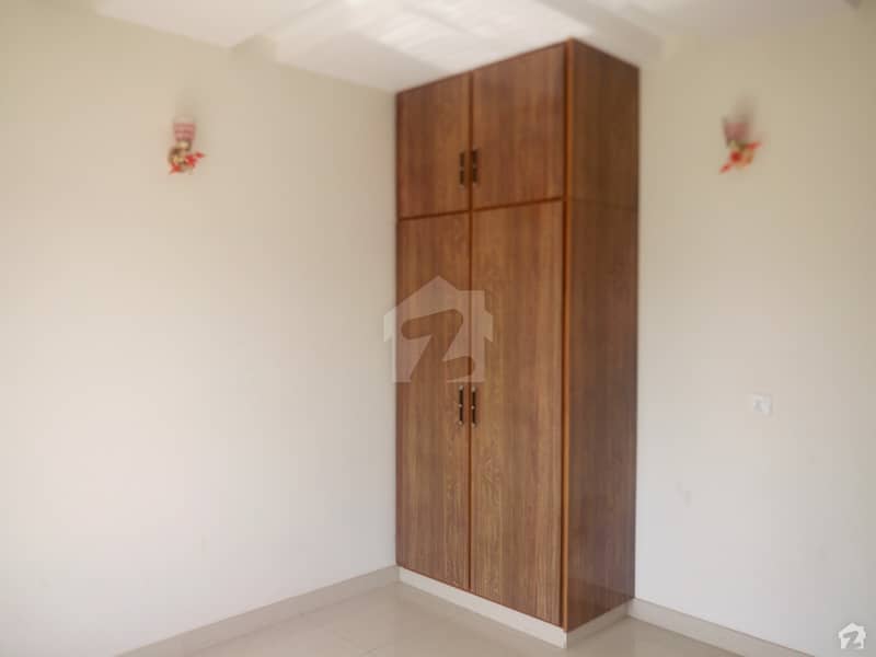 Upper Portion Is Available For Rent In Paragon City Paragon City