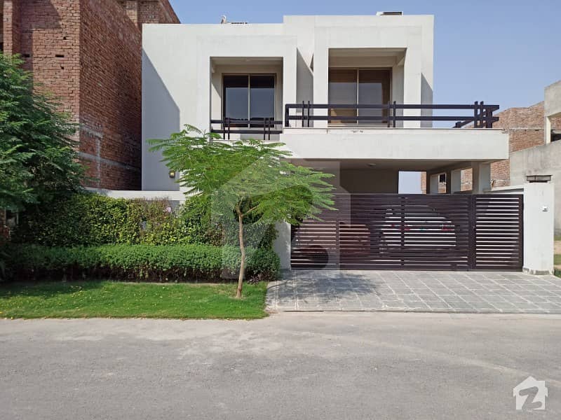 10 Marla Double Storey House For Sale On Main Boulevard Dream Garden