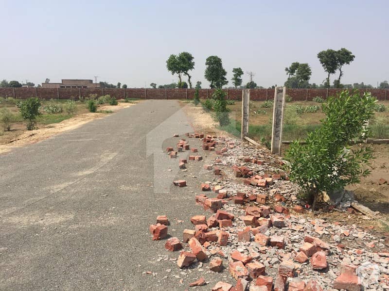 Royal Inn Farms Offers Farm House Land Plot For Sale On Barki Road 7 Km