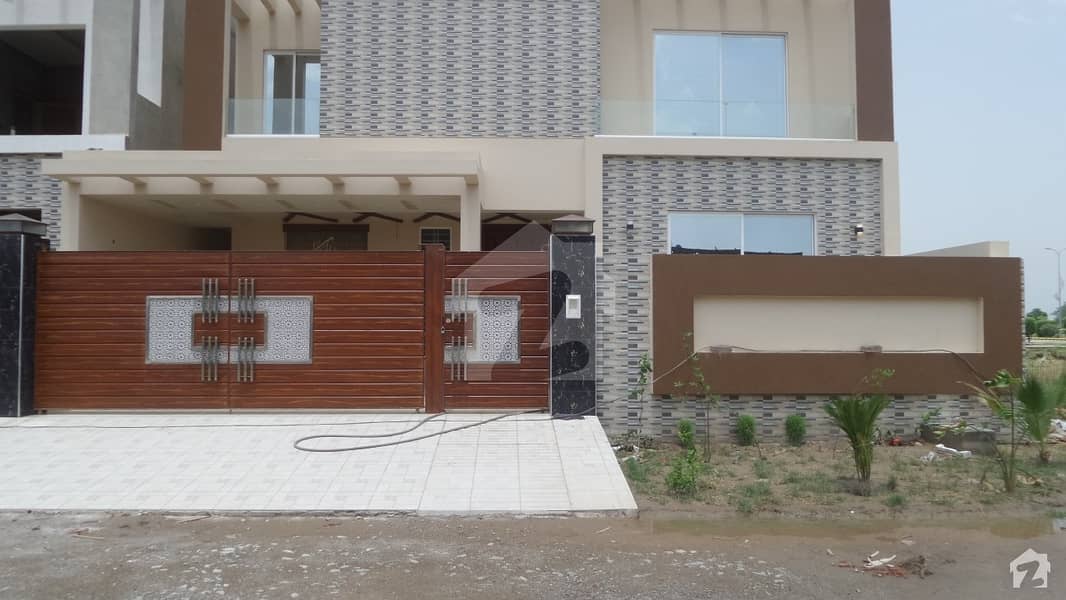 Ideal House For Sale In Lower Canal Road Model City Royal Villas, Lower