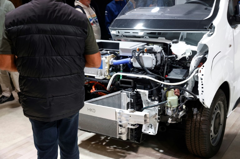 Stellantis pulls plug on hydrogen fuel cell vans