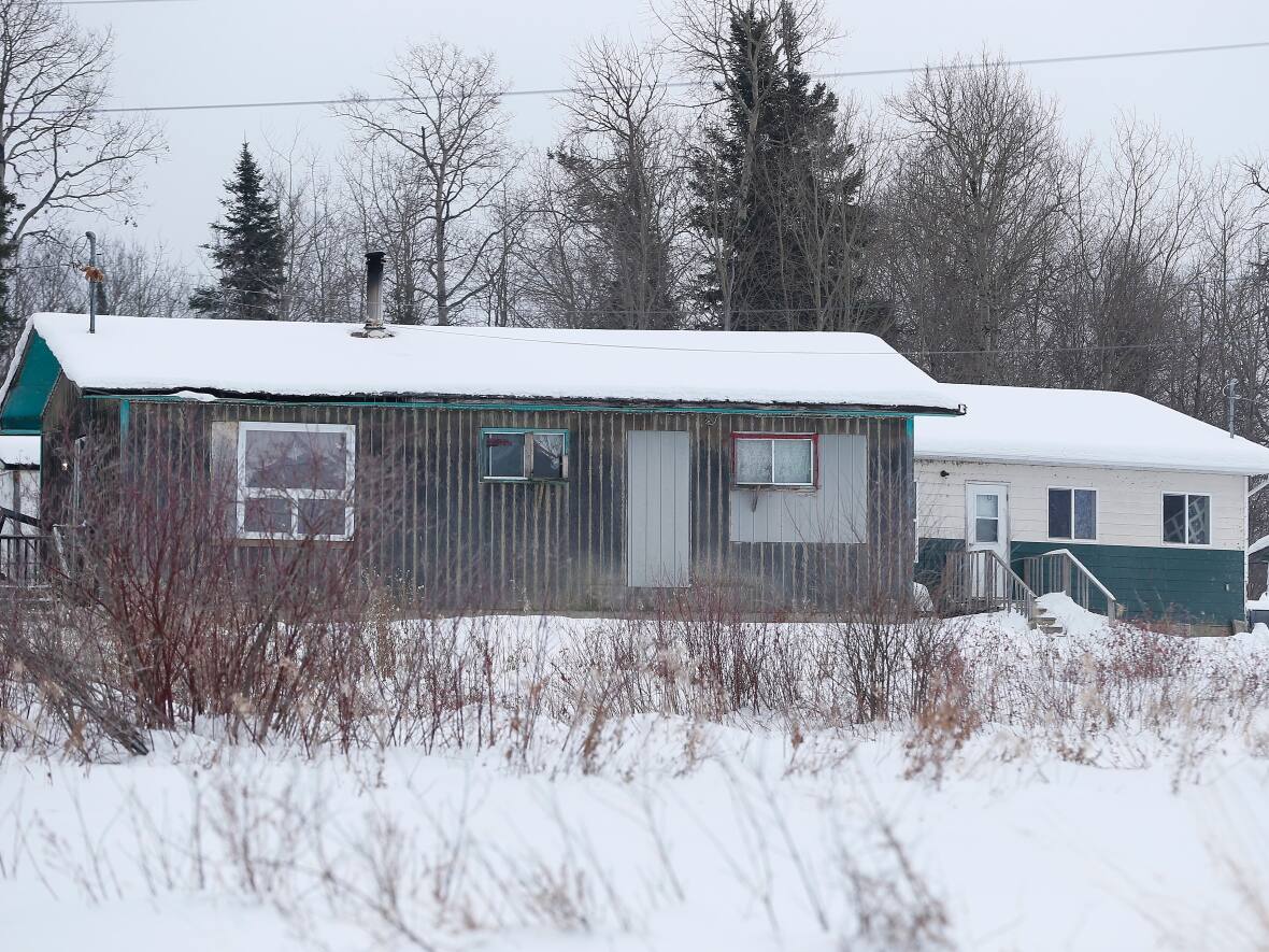 3 people confirmed dead in Pikangikum First Nation house fire