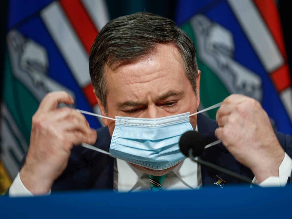 Here's what the COVID19 numbers are telling us 18 days after Alberta